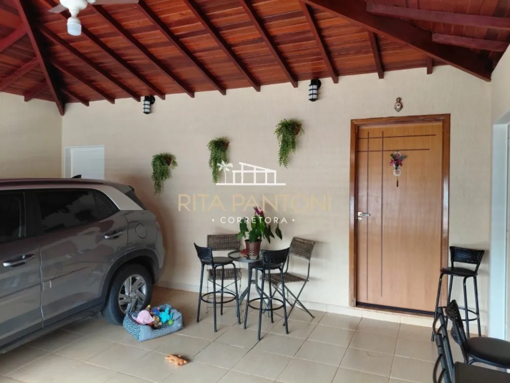 Casa, 4 quartos, 195 m² - Foto 1