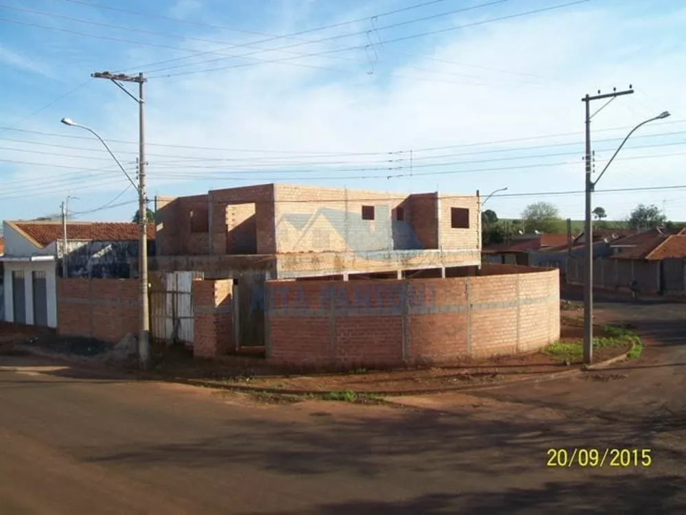 Sobrado à venda com 3 quartos, 357m² - Foto 2