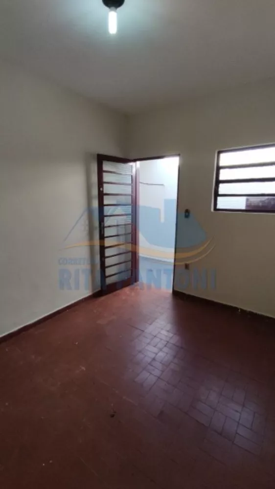 Casa à venda com 1 quarto, 324m² - Foto 3