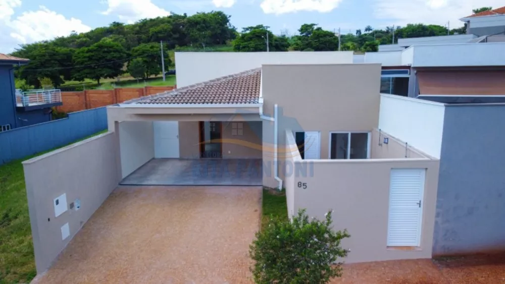 Casa de Condomínio à venda com 3 quartos, 226m² - Foto 3