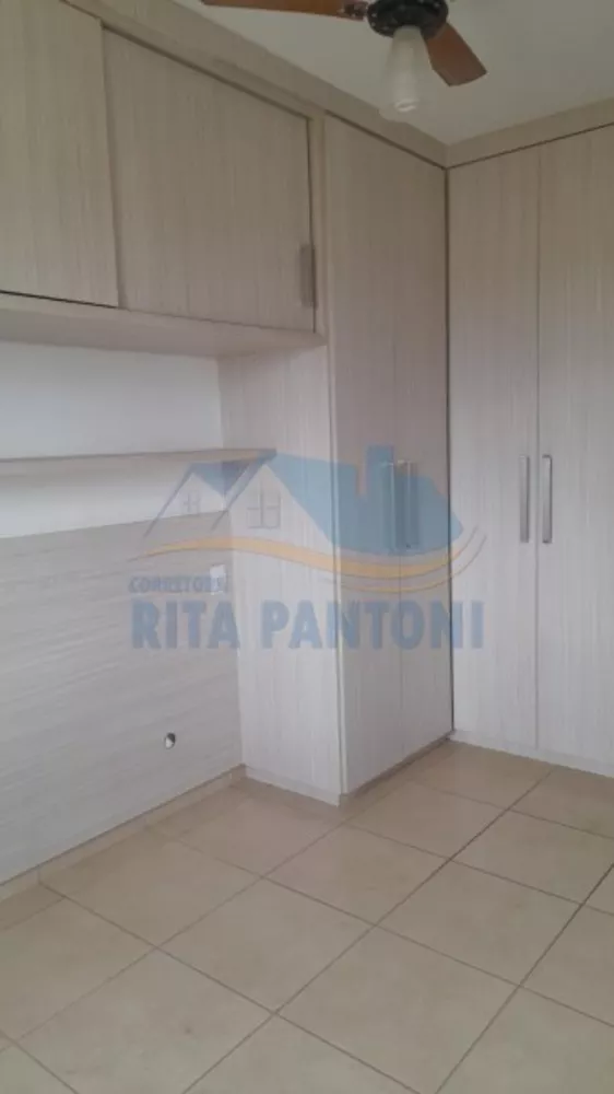 Apartamento à venda com 2 quartos, 64m² - Foto 3