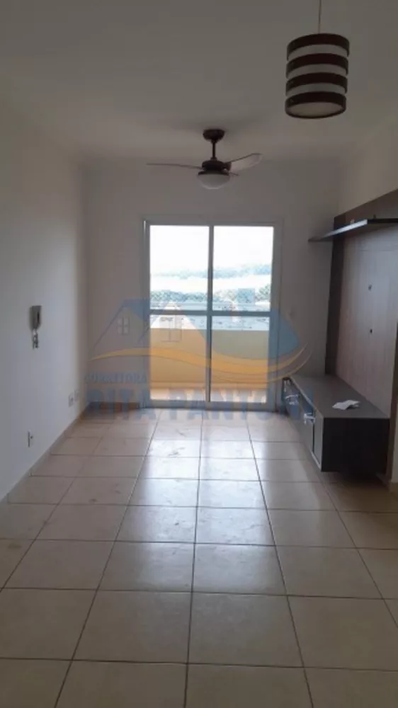 Apartamento à venda com 2 quartos, 64m² - Foto 1