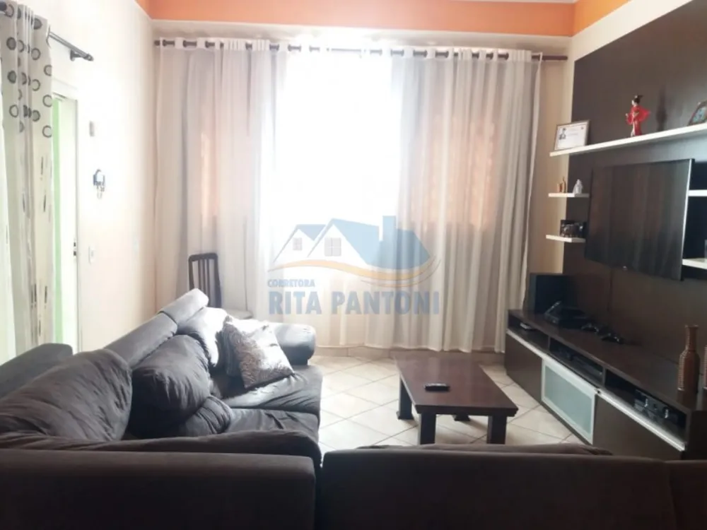 Casa, 3 quartos, 249 m² - Foto 1