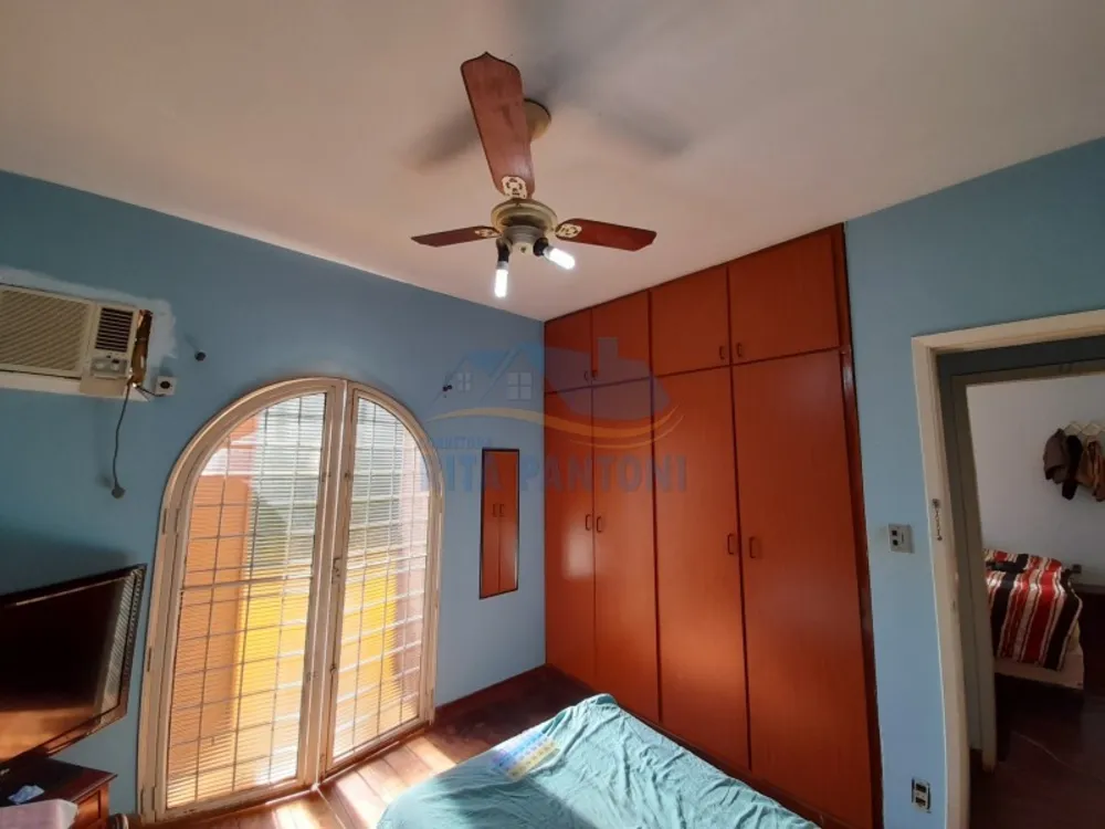 Casa, 3 quartos, 277 m² - Foto 11