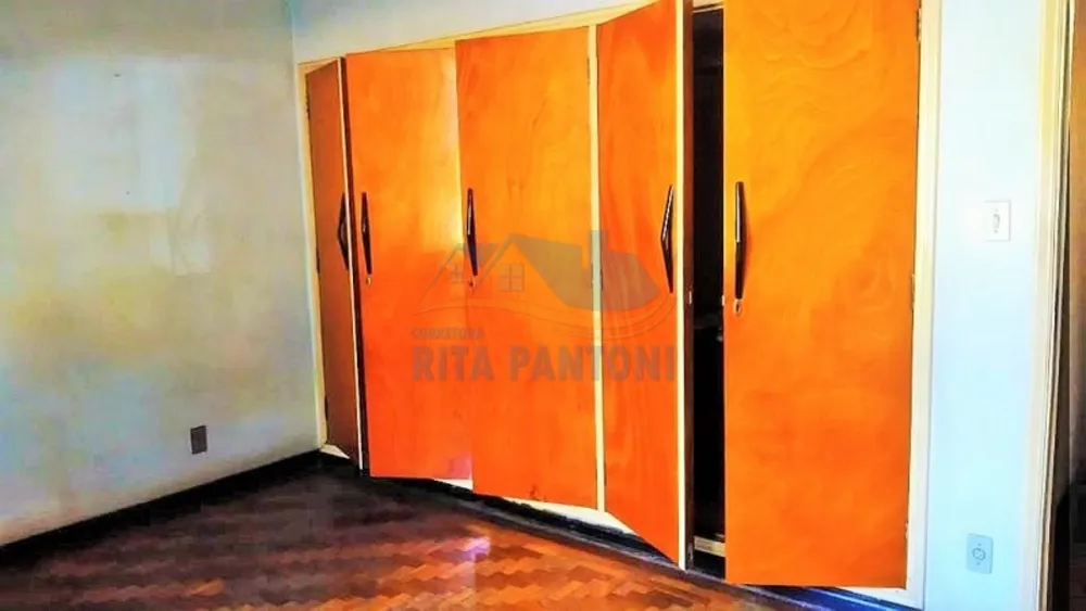Casa, 4 quartos, 202 m² - Foto 1