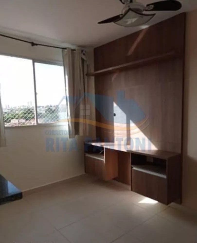 Apartamento à venda com 2 quartos, 47m² - Foto 1