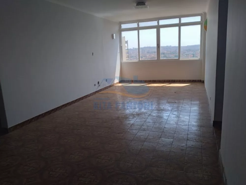 Apartamento à venda com 3 quartos, 109m² - Foto 4