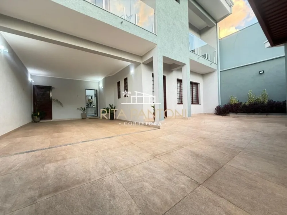 Sobrado, 4 quartos, 212 m² - Foto 2