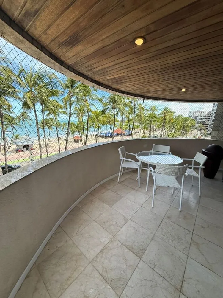 Apartamento, 3 quartos, 196 m² - Foto 1