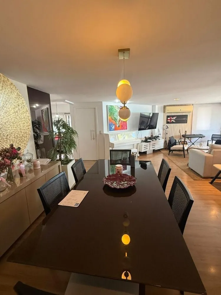 Apartamento, 3 quartos, 196 m² - Foto 3
