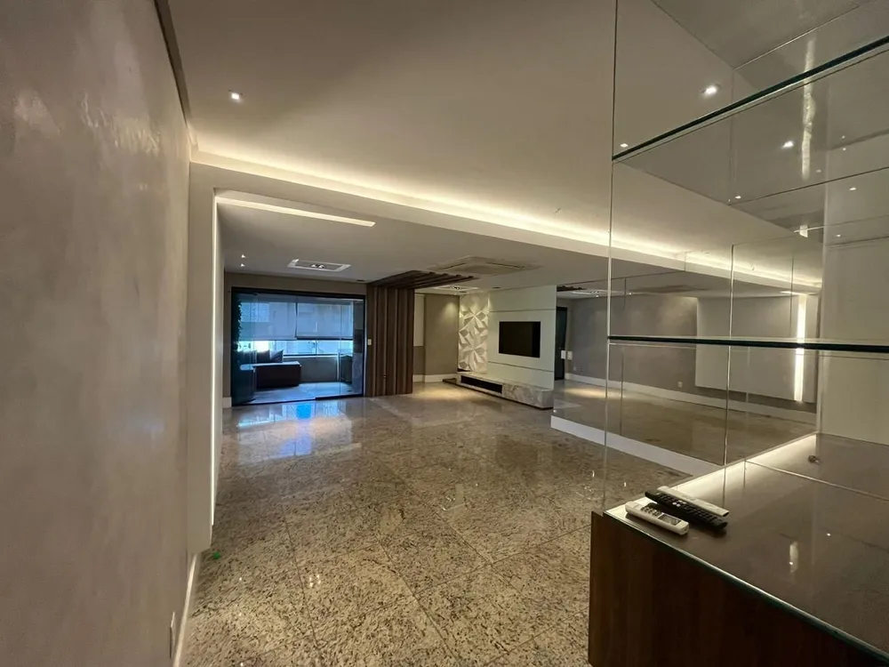 Apartamento, 3 quartos, 145 m² - Foto 1