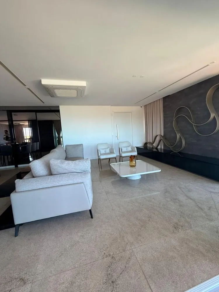 Apartamento, 4 quartos, 196 m² - Foto 2