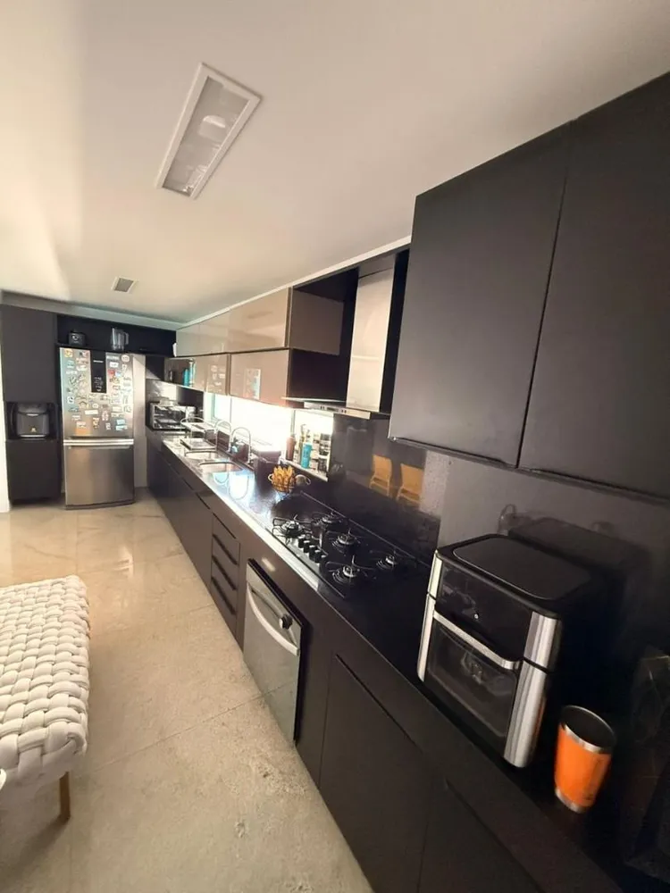 Apartamento, 4 quartos, 196 m² - Foto 11