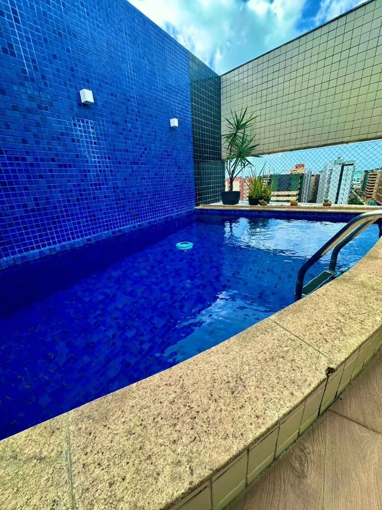 Cobertura, 3 quartos, 255 m² - Foto 2