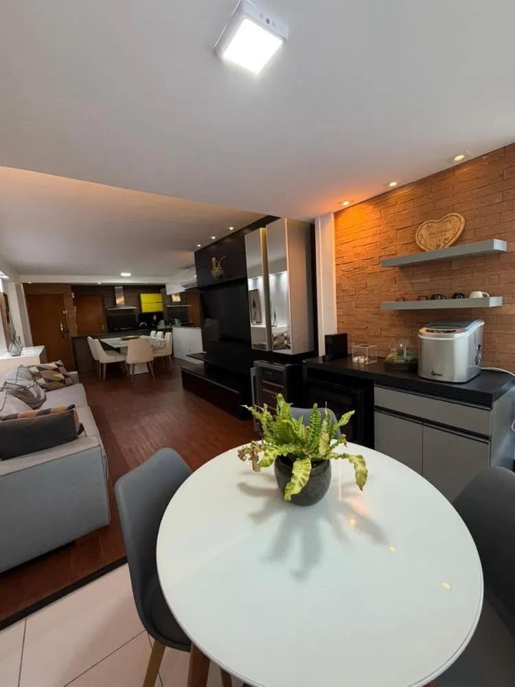 Apartamento, 3 quartos, 110 m² - Foto 1