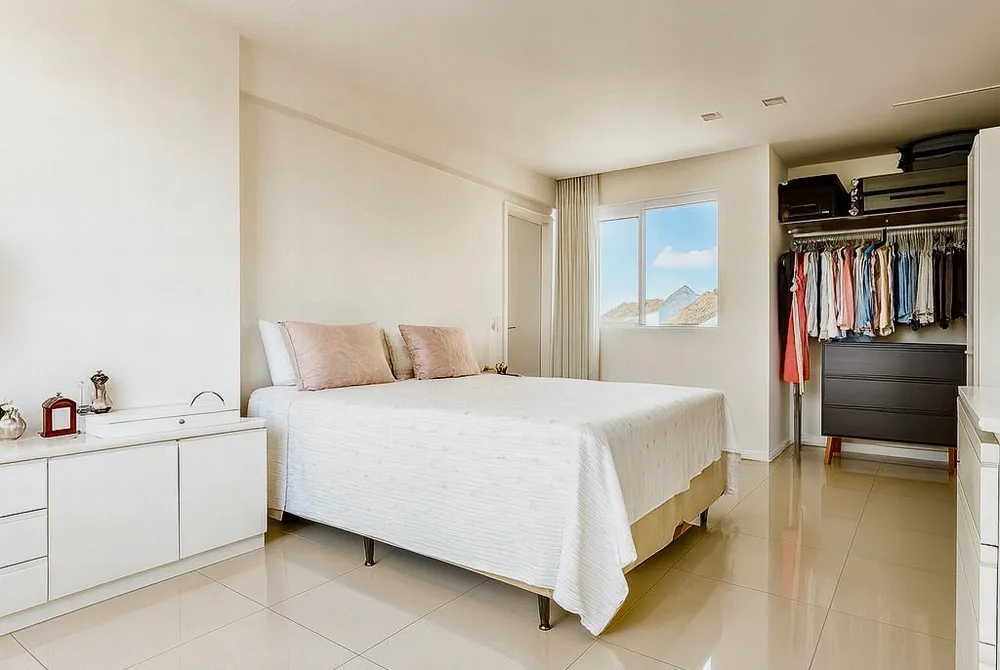 Apartamento, 4 quartos, 196 m² - Foto 2