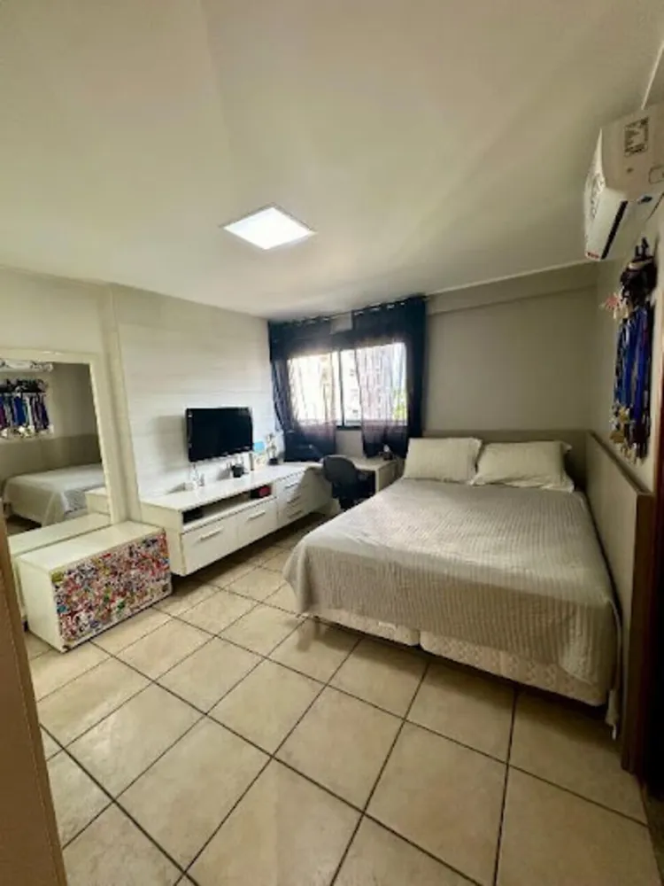 Apartamento, 3 quartos, 191 m² - Foto 2