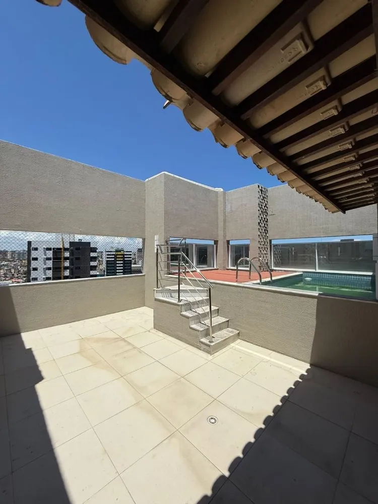 Cobertura, 3 quartos, 185 m² - Foto 2