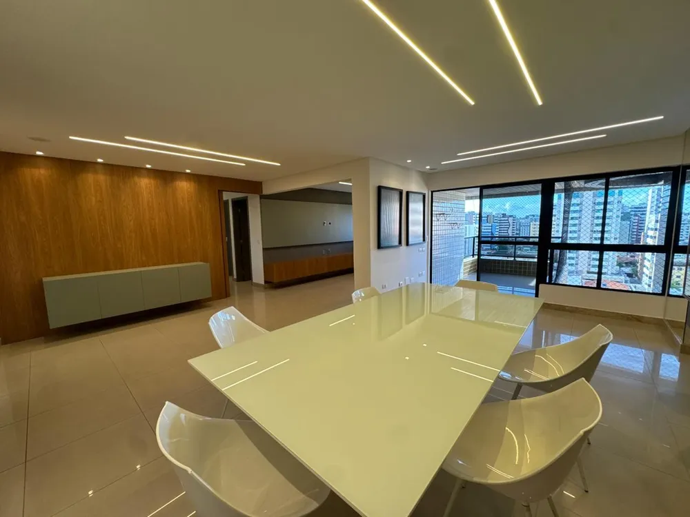 Apartamento, 3 quartos, 157 m² - Foto 1