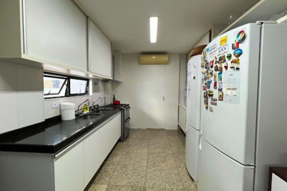 Apartamento à venda com 3 quartos, 280m² - Foto 12