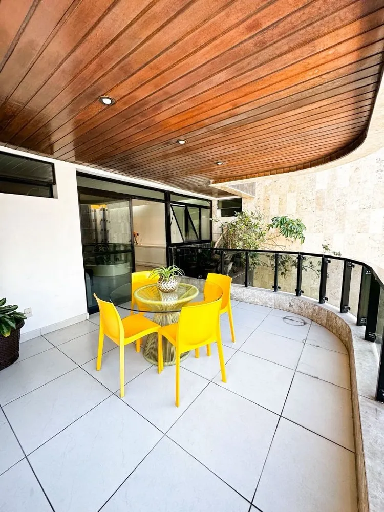 Apartamento, 4 quartos, 252 m² - Foto 1