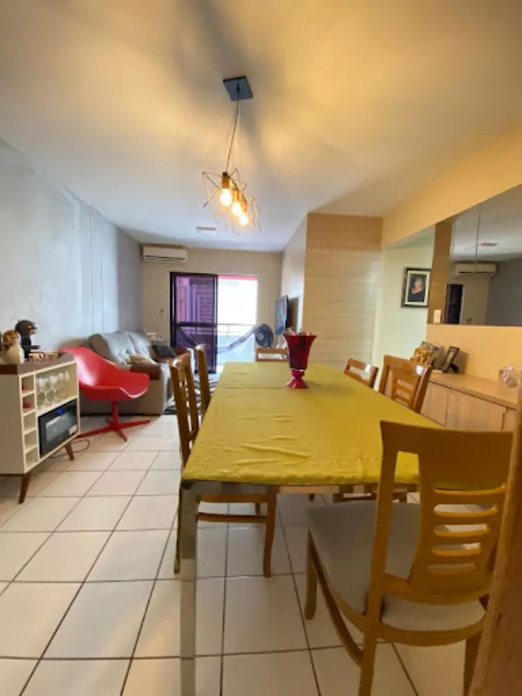 Apartamento à venda com 3 quartos, 108m² - Foto 2