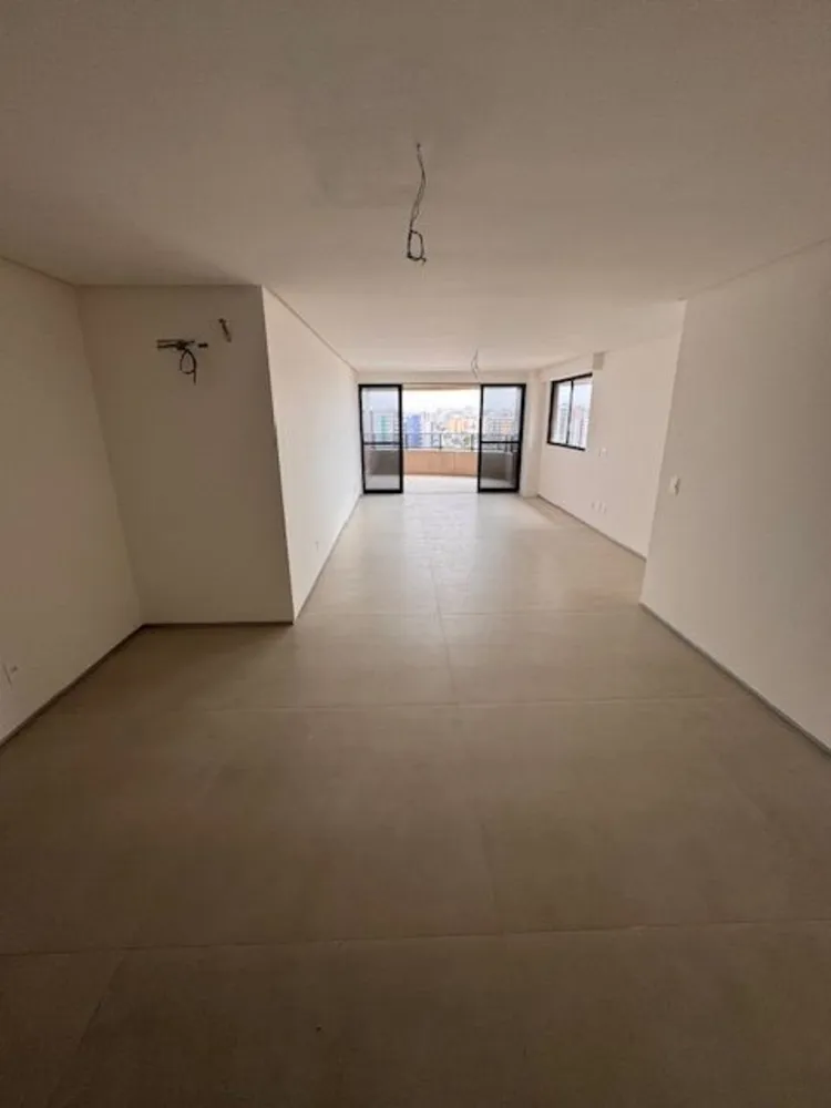 Apartamento, 3 quartos, 146 m² - Foto 1