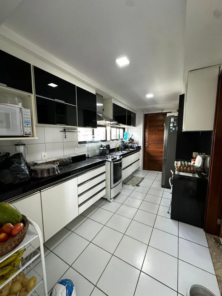 Cobertura, 4 quartos, 238 m² - Foto 2