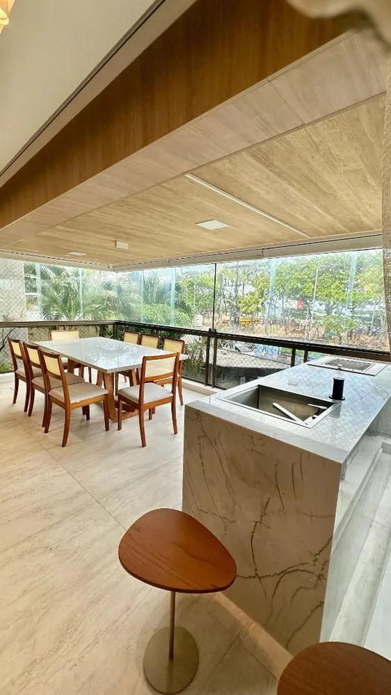 Apartamento, 3 quartos, 256 m² - Foto 1