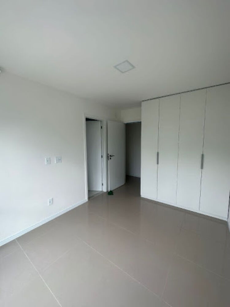 Apartamento à venda com 4 quartos, 225m² - Foto 8