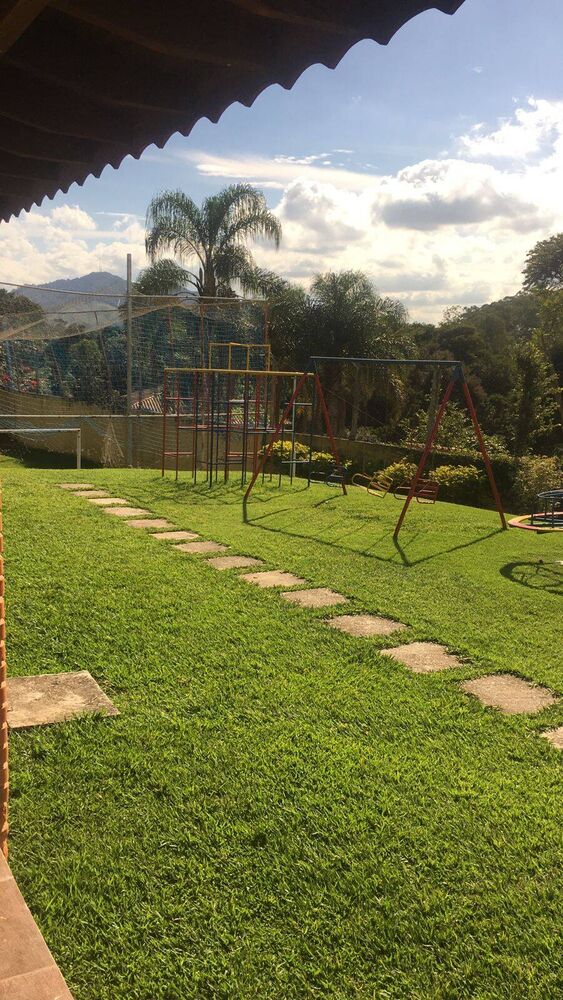 Chácara, 3 quartos, 2500 m² - Foto 1