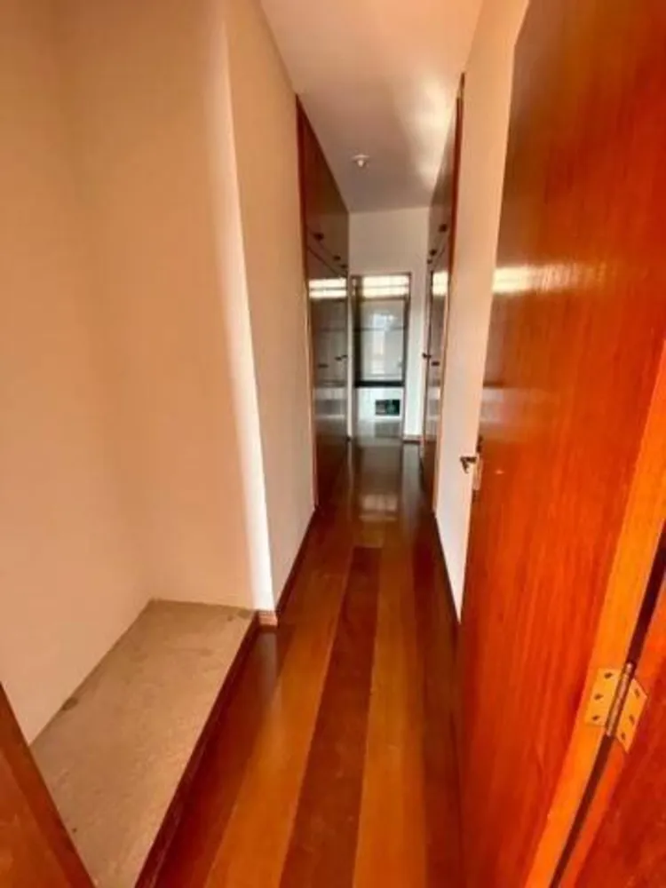 Sobrado, 5 quartos, 429 m² - Foto 4