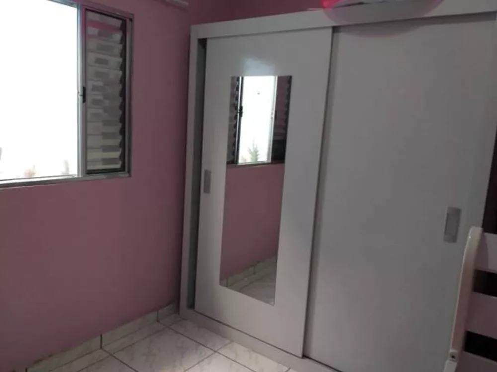 Casa à venda com 2 quartos, 111m² - Foto 4