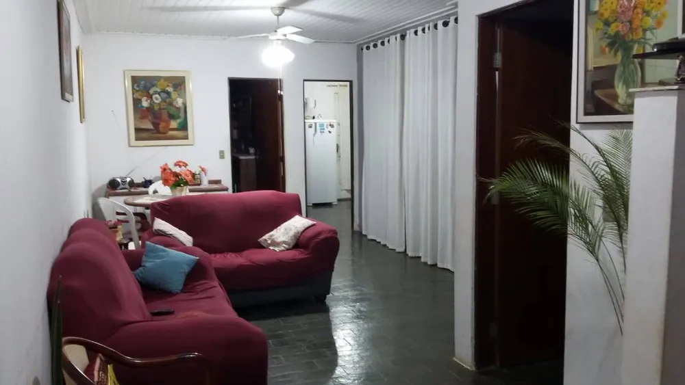 Casa, 4 quartos, 175 m² - Foto 1