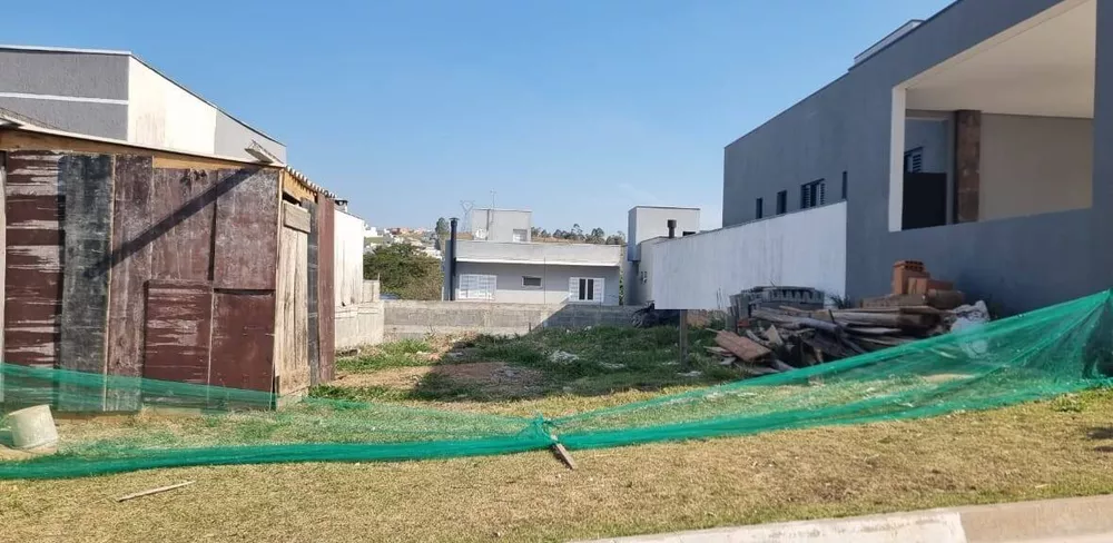 Terreno à venda, 250m² - Foto 1