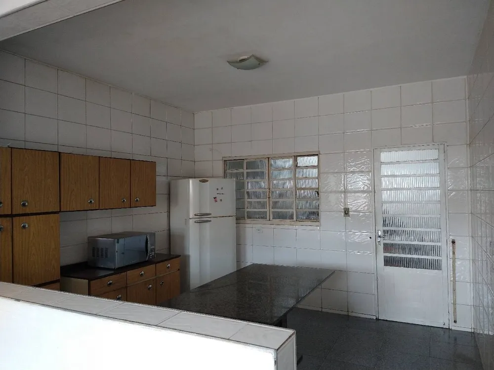 Casa, 3 quartos, 186 m² - Foto 2