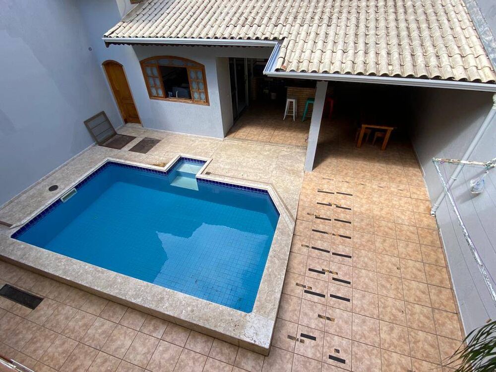 Casa, 4 quartos, 362 m² - Foto 2