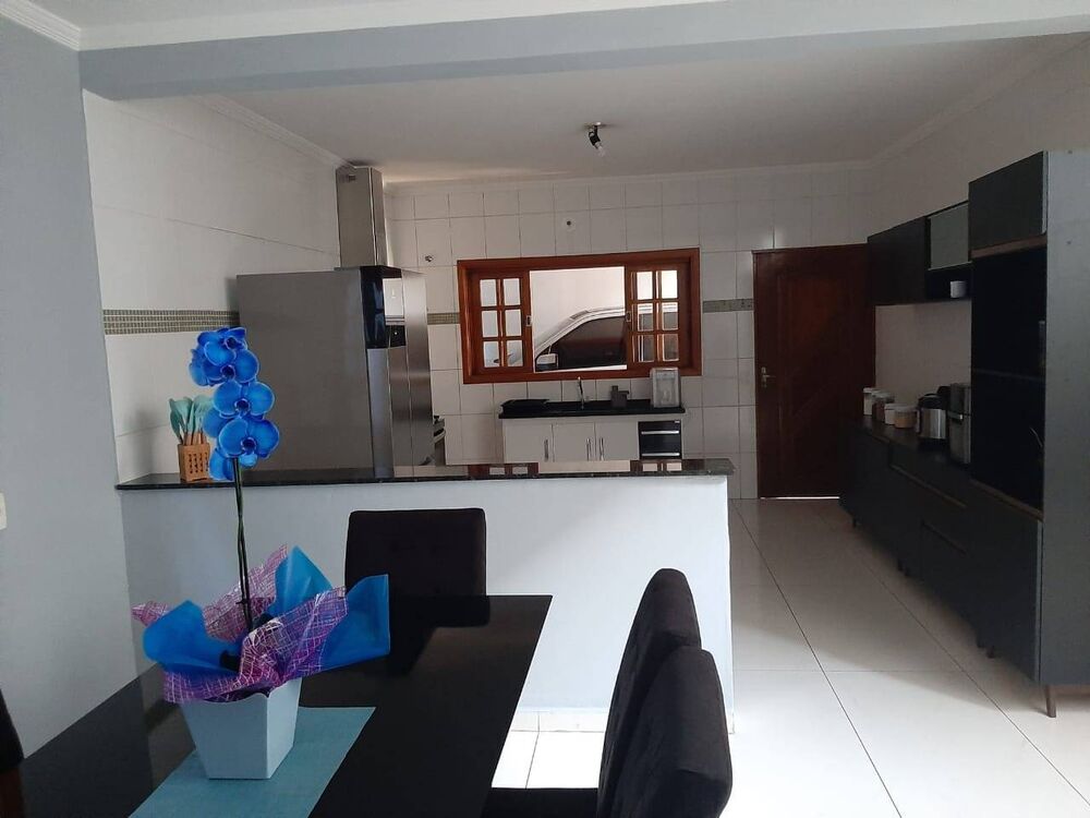 Casa, 6 quartos, 298 m² - Foto 1