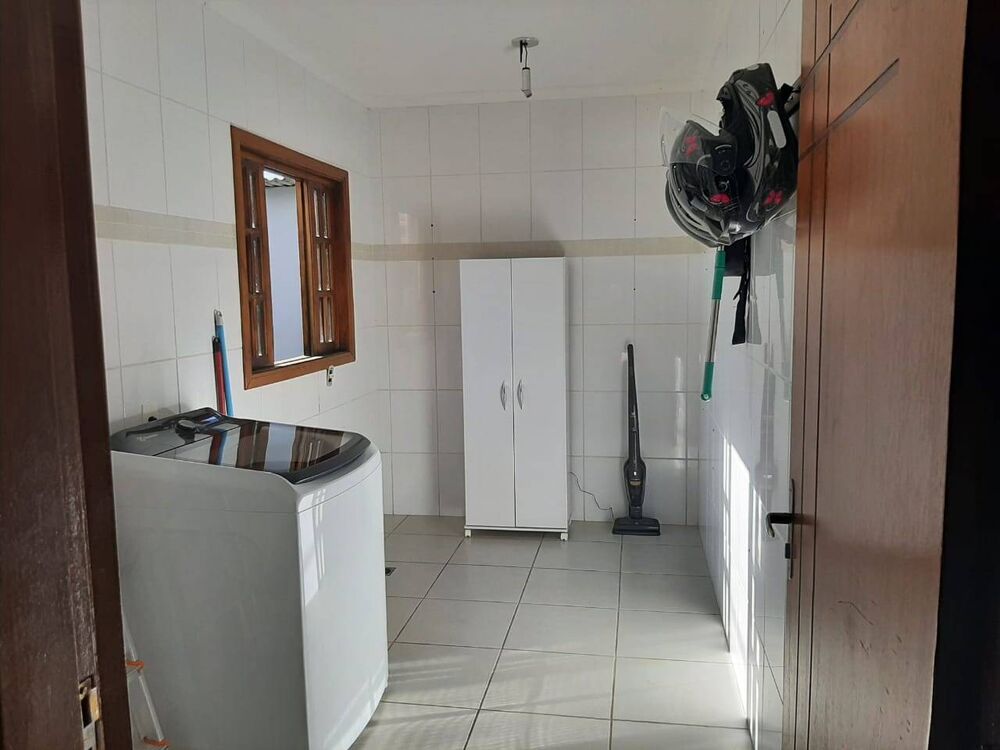 Casa, 6 quartos, 298 m² - Foto 4