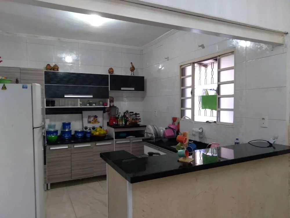 Sobrado, 4 quartos, 198 m² - Foto 1