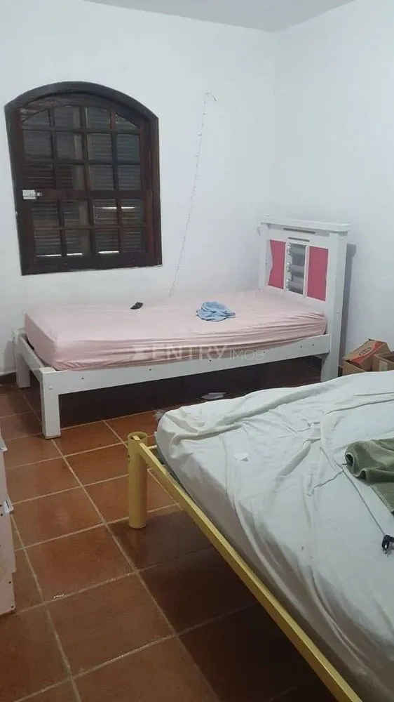 Chácara, 3 quartos, 2408 m² - Foto 8