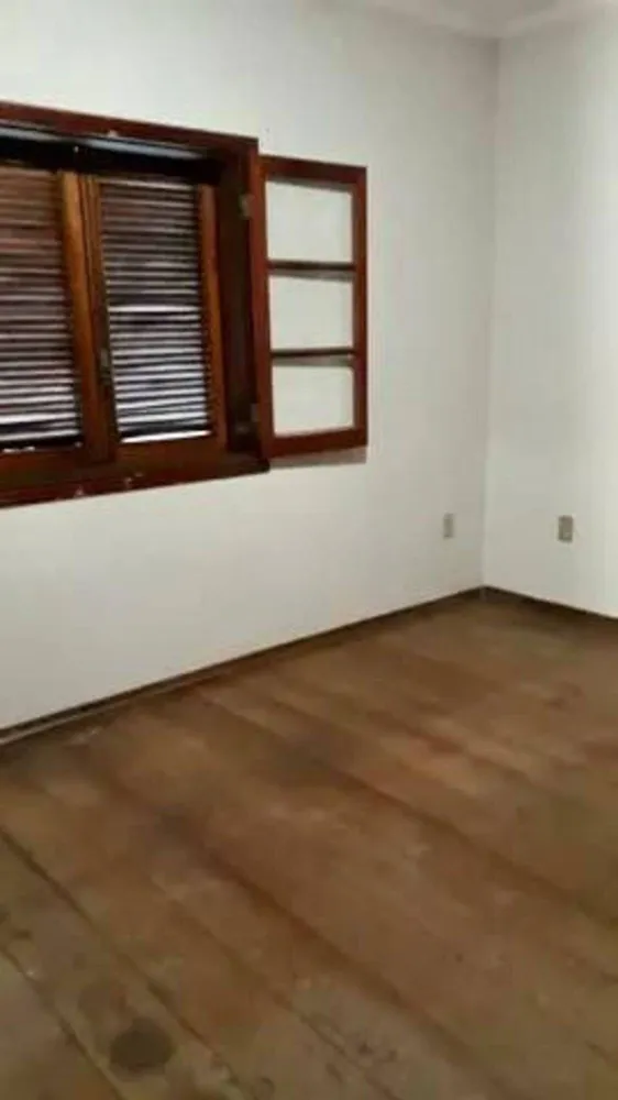 Casa, 3 quartos, 236 m² - Foto 2