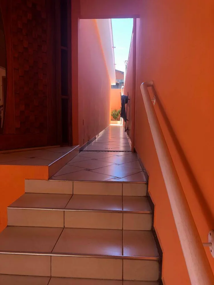 Casa, 3 quartos, 250 m² - Foto 11