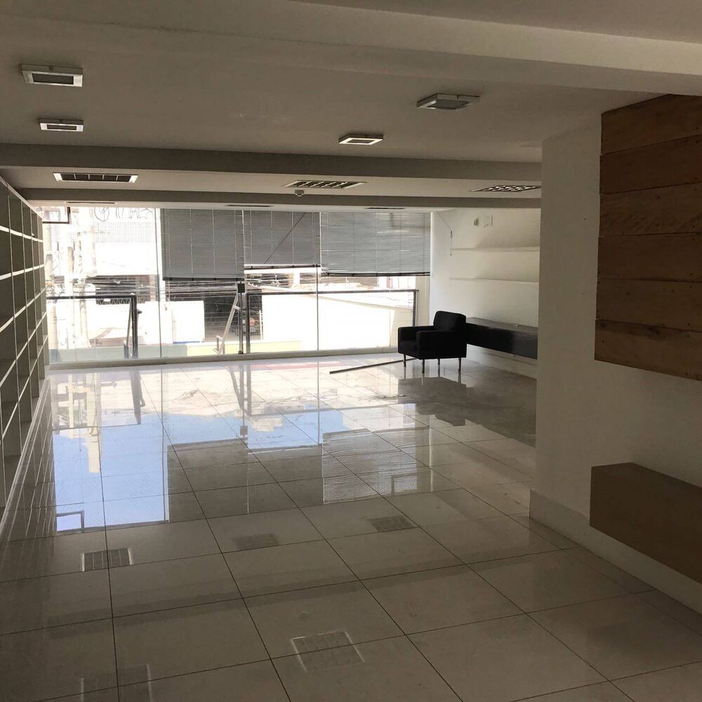 Loja-Salão, 1407 m² - Foto 1