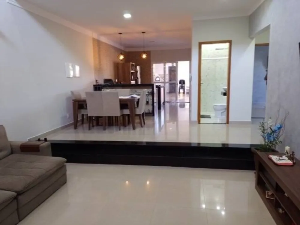 Casa, 3 quartos, 250 m² - Foto 4