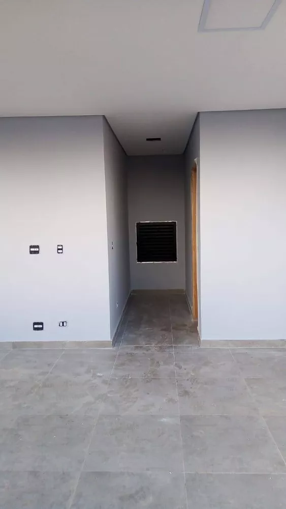 Casa à venda com 3 quartos, 200m² - Foto 7