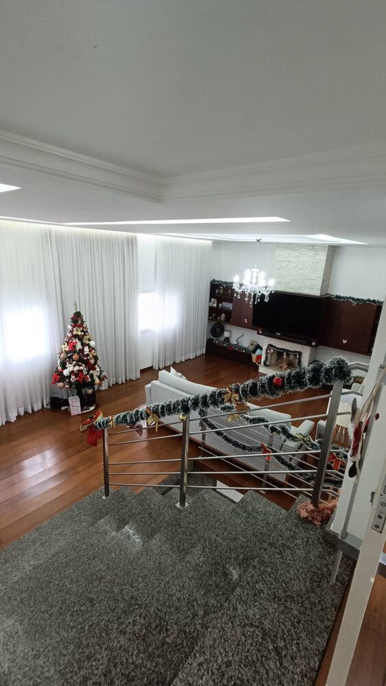 Sobrado, 4 quartos, 457 m² - Foto 2