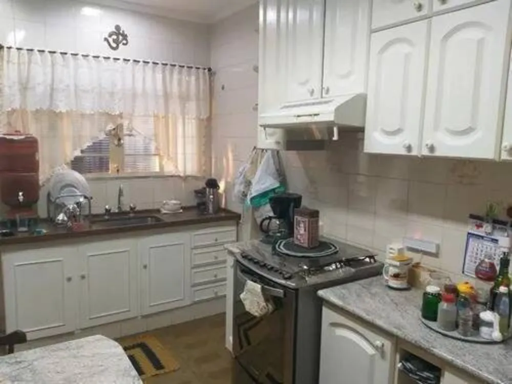 Sobrado, 3 quartos, 180 m² - Foto 1
