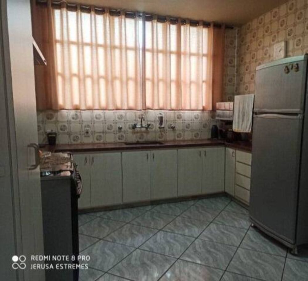 Sobrado, 4 quartos, 334 m² - Foto 1