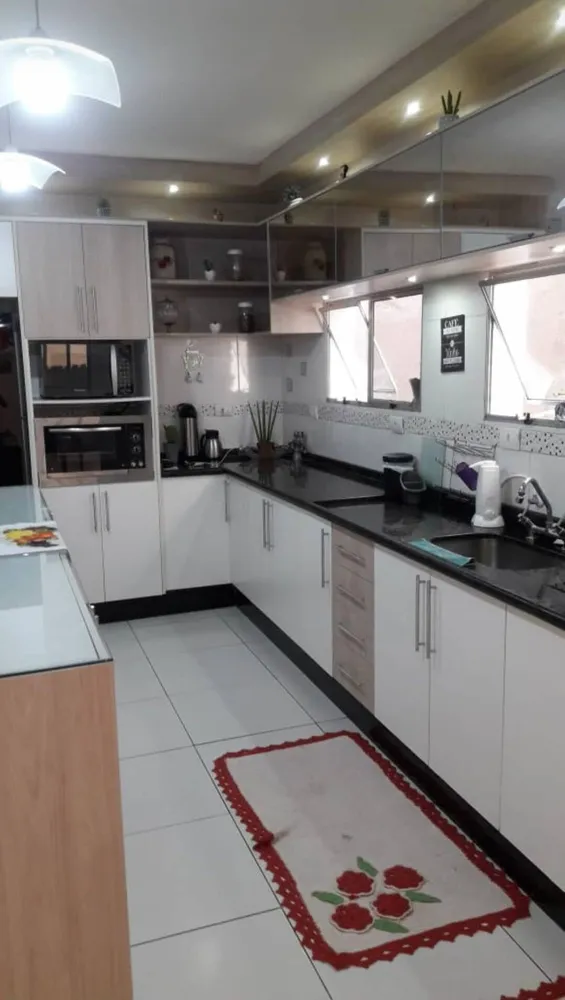 Sobrado, 3 quartos, 220 m² - Foto 1